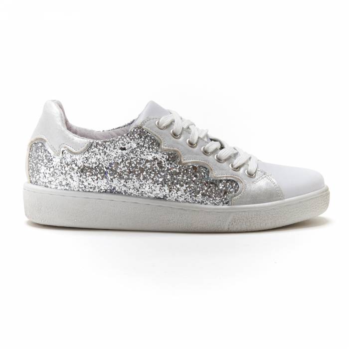 sneakers glitter